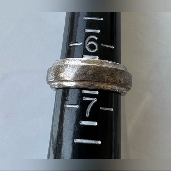 Sterling Silver .925 Ring Band Size 6.5 - Picture 2 of 2